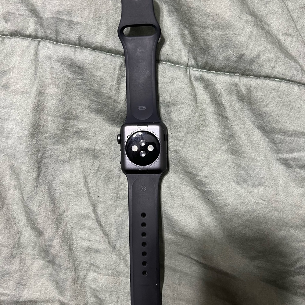 Apple Watch - Picture 3 of 9
